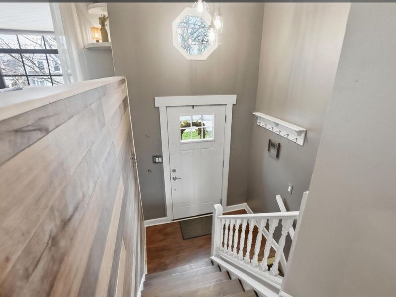 2425 Sanford Drive, Columbus, OH 43235 Photo 4