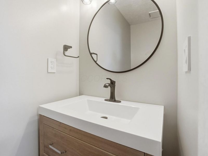 2425 Sanford Drive, Columbus, OH 43235 Photo 42