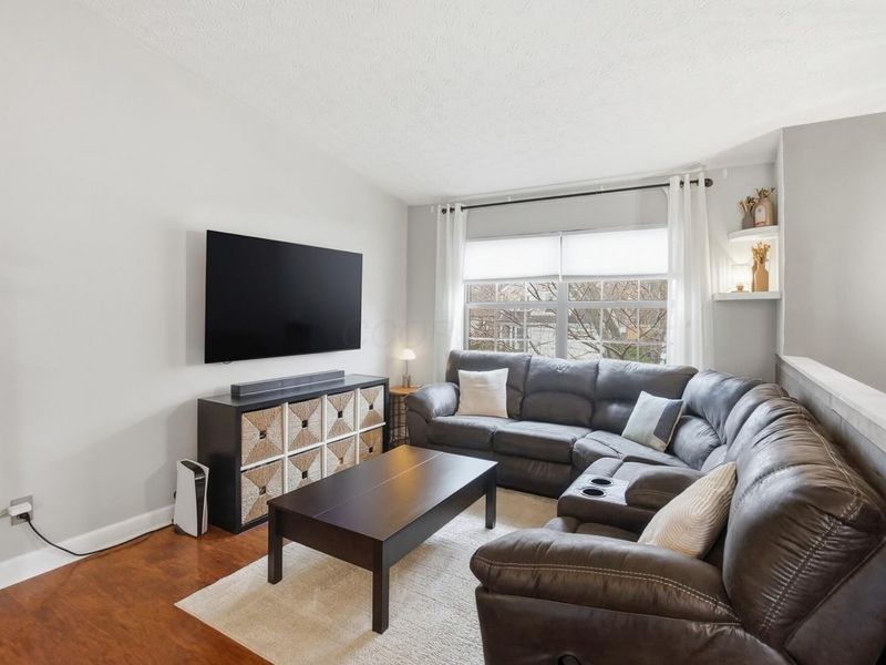 2425 Sanford Drive, Columbus, OH 43235 Photo 6