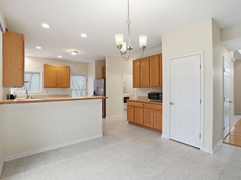 6827 Nolon Court, Dublin, OH 43017 Photo 14