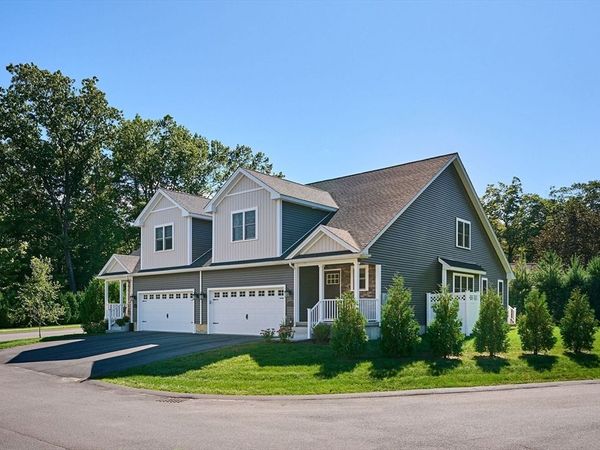 3 Conrad Circle, Unit 3, Easthampton, MA 01027