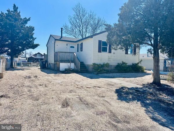 23 W DORY DRIVE, TUCKERTON, NJ 08087