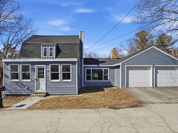 6 Roy Ave, Tyngsborough, MA 01879