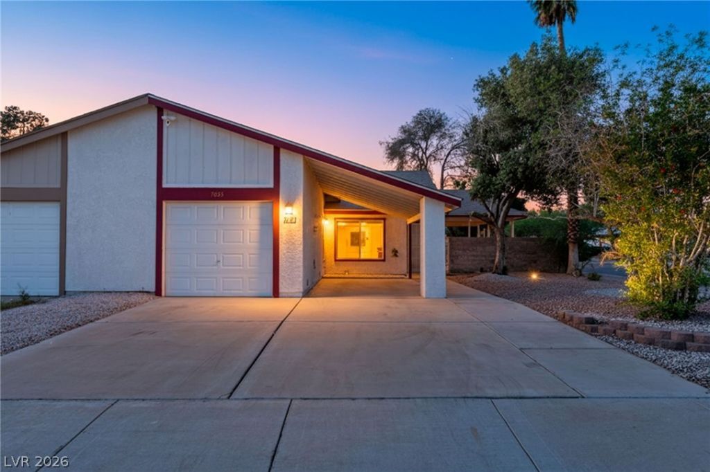 7055 Sylvan Oak Drive, Las Vegas, NV 89147 Main Photo