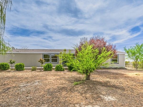 471 Megan Avenue, Pahrump, NV 89060