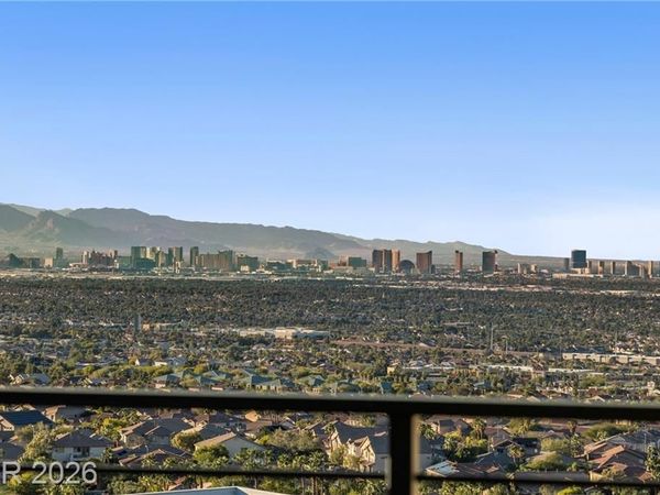 442 Serenity Point Drive, Henderson, NV 89012