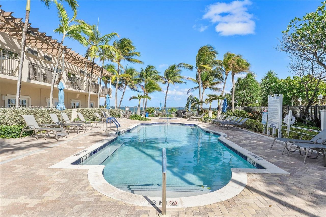 2011 N Ocean Blvd, Unit 1106, Fort Lauderdale, FL 33305 Photo