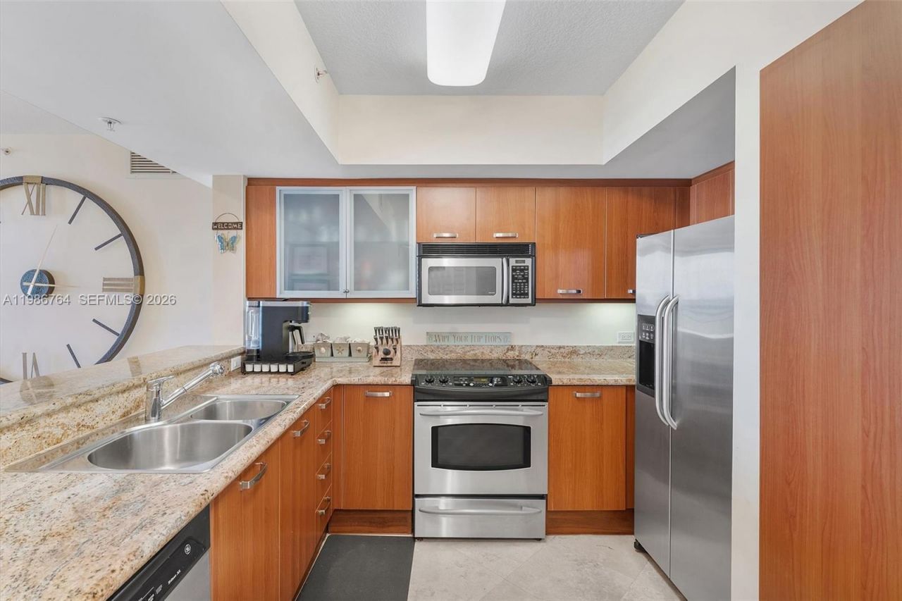 2011 N Ocean Blvd, Unit 1106, Fort Lauderdale, FL 33305 Photo