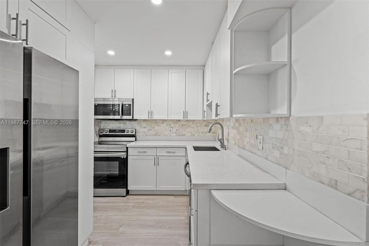 7765 SW 86th St , Unit F2-303, Miami, FL 33143 Photo