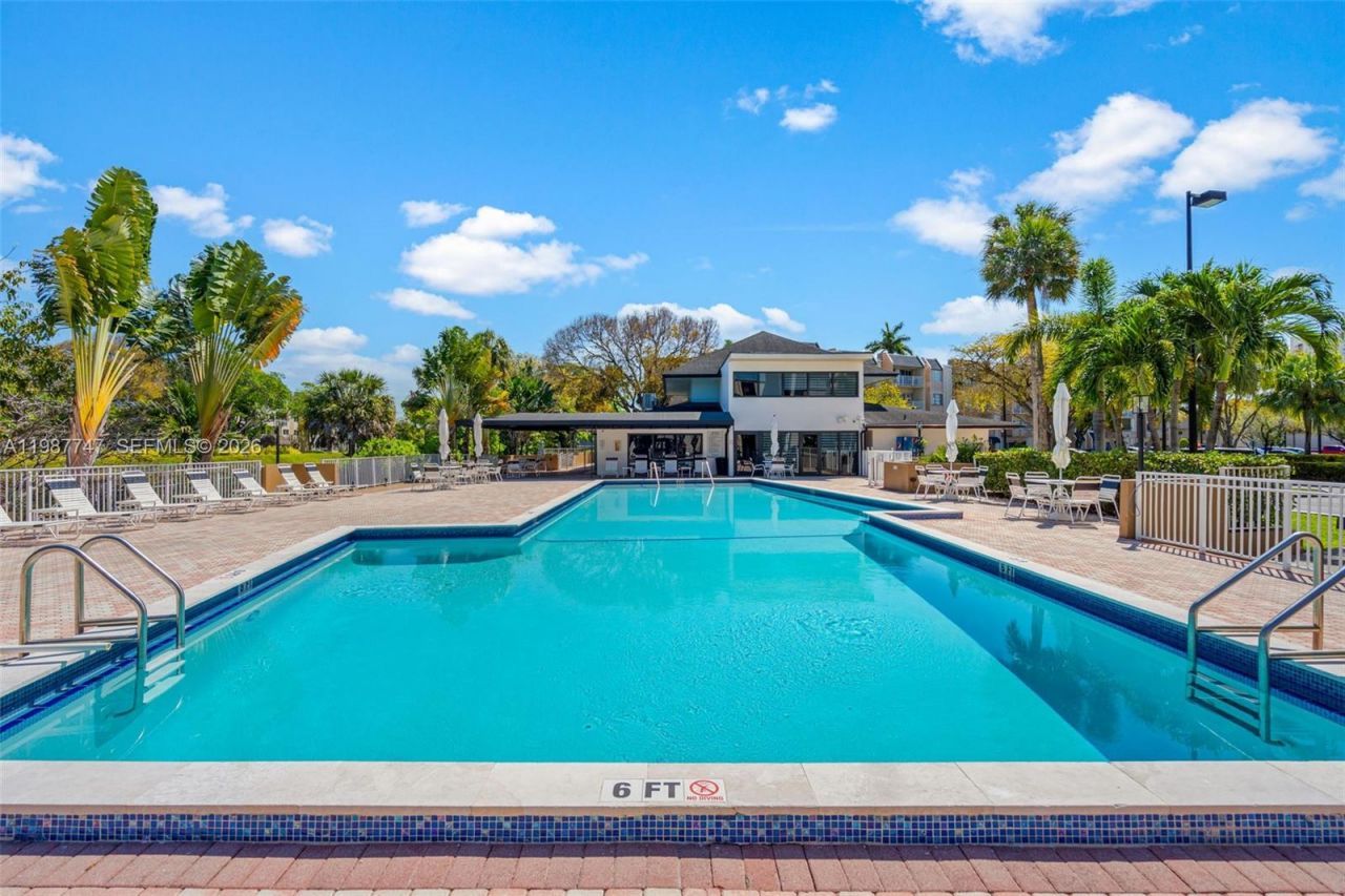 7765 SW 86th St , Unit F2-303, Miami, FL 33143 Photo