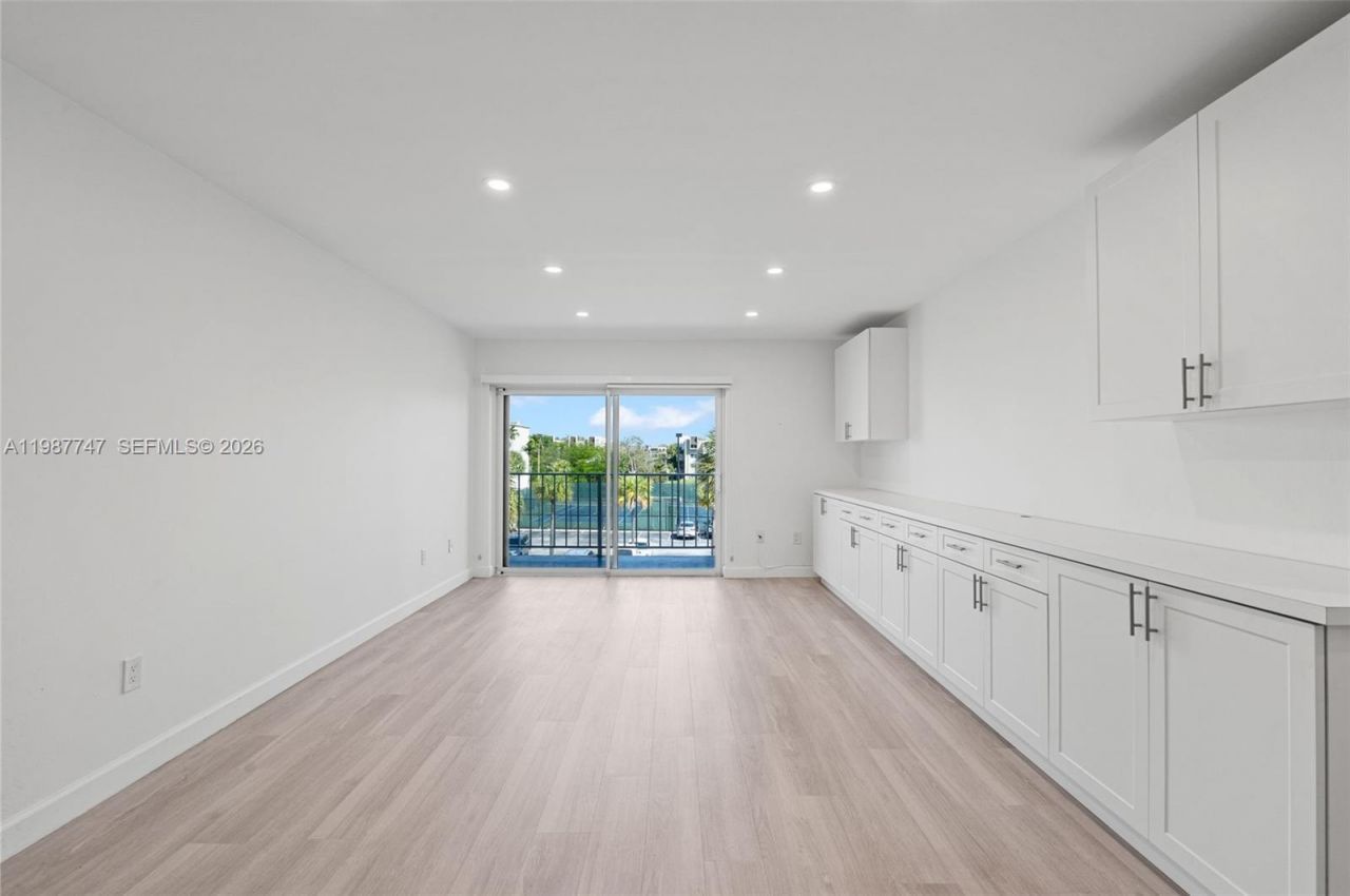 7765 SW 86th St , Unit F2-303, Miami, FL 33143 Photo