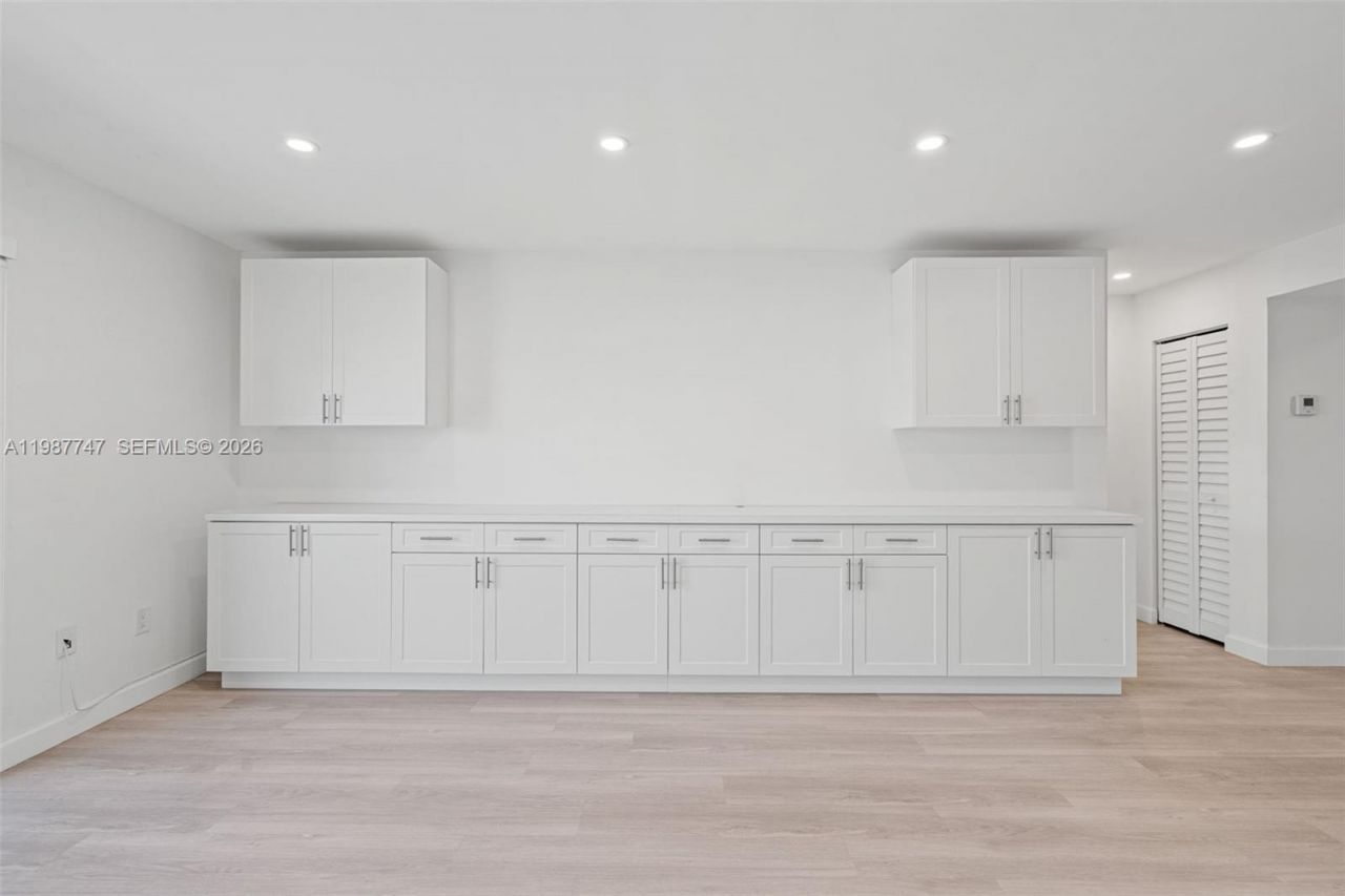 7765 SW 86th St , Unit F2-303, Miami, FL 33143 Photo