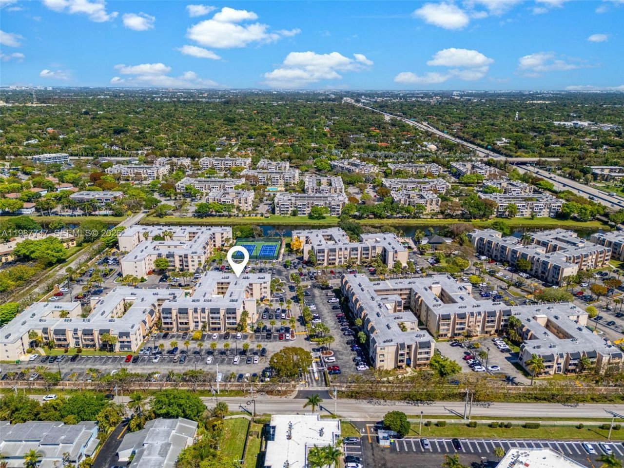 7765 SW 86th St , Unit F2-303, Miami, FL 33143 Photo