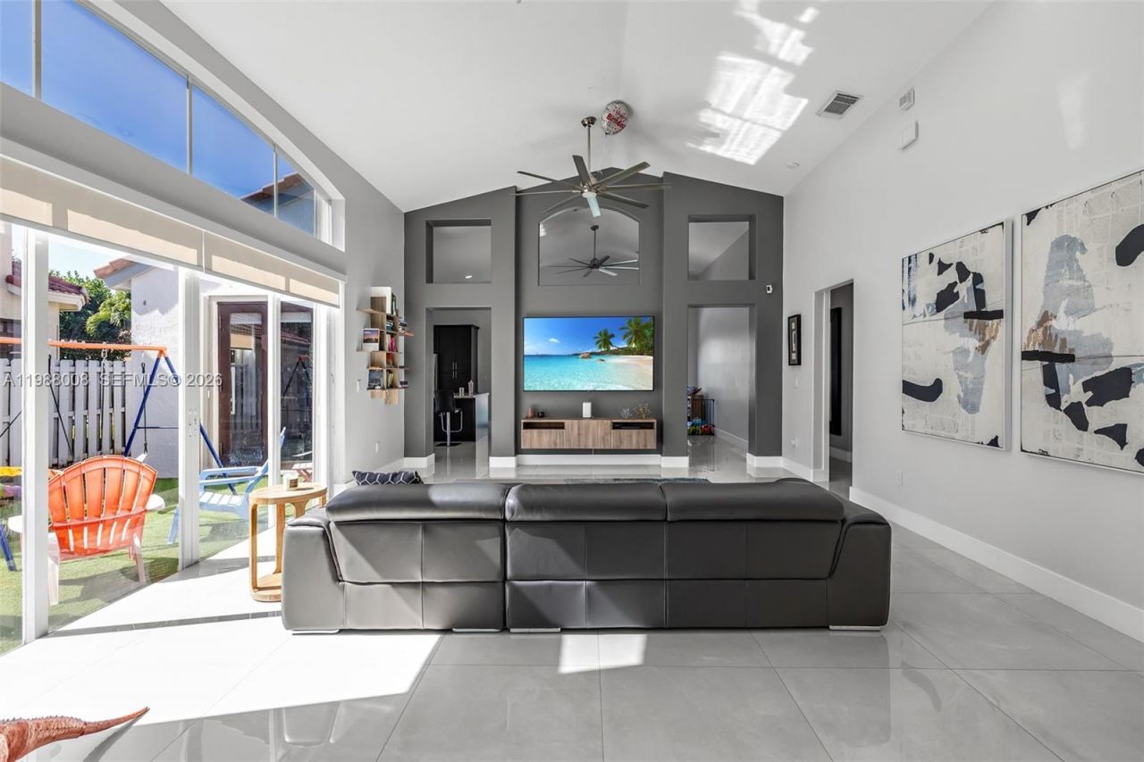 18820 SW 29th St, Miramar, FL 33029 Photo