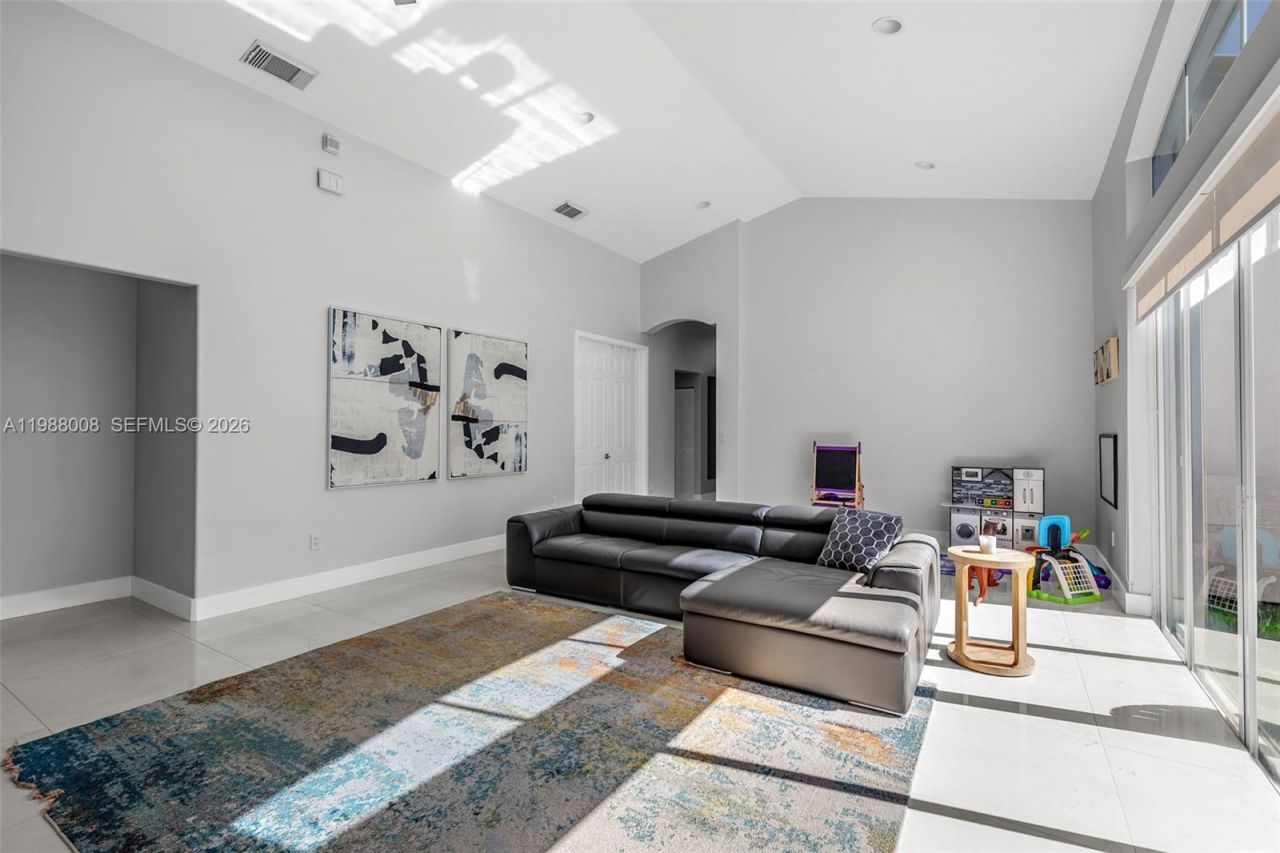 18820 SW 29th St, Miramar, FL 33029 Photo