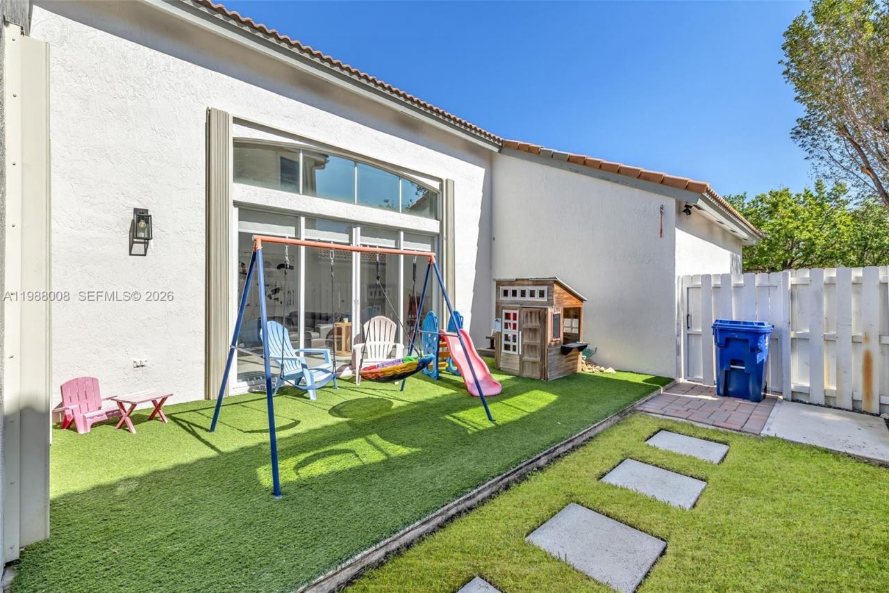 18820 SW 29th St, Miramar, FL 33029 Photo