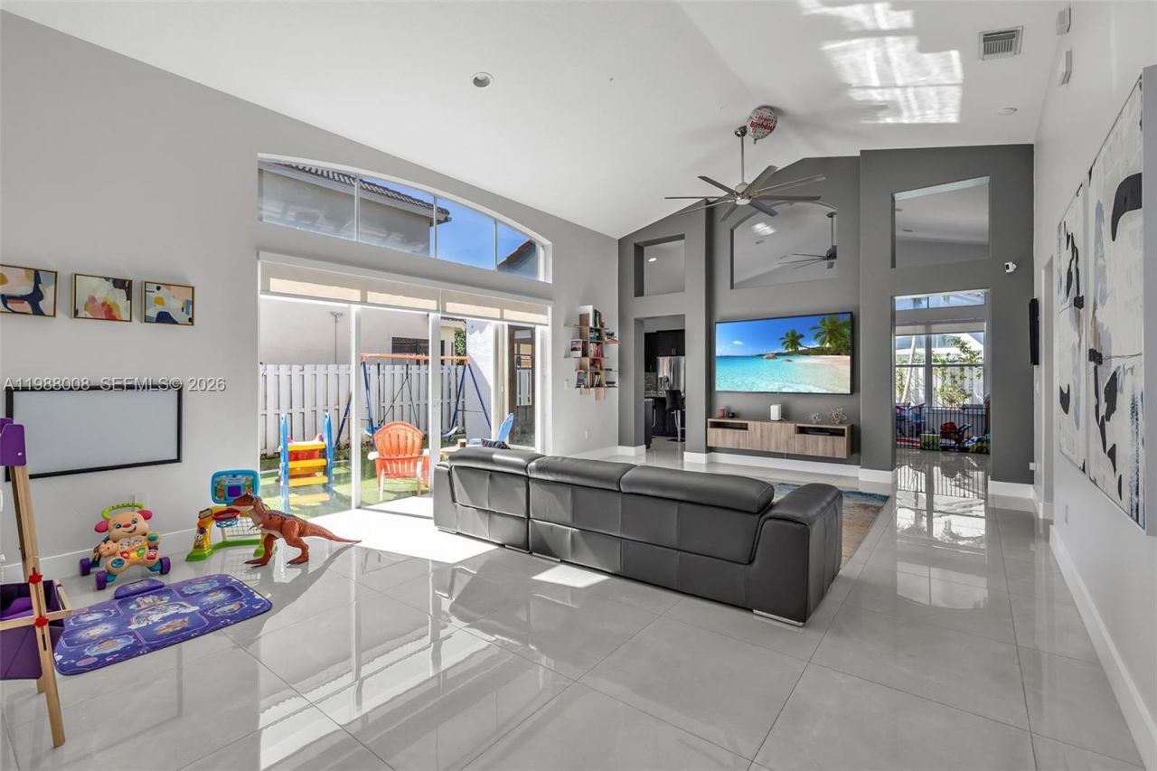 18820 SW 29th St, Miramar, FL 33029 Photo