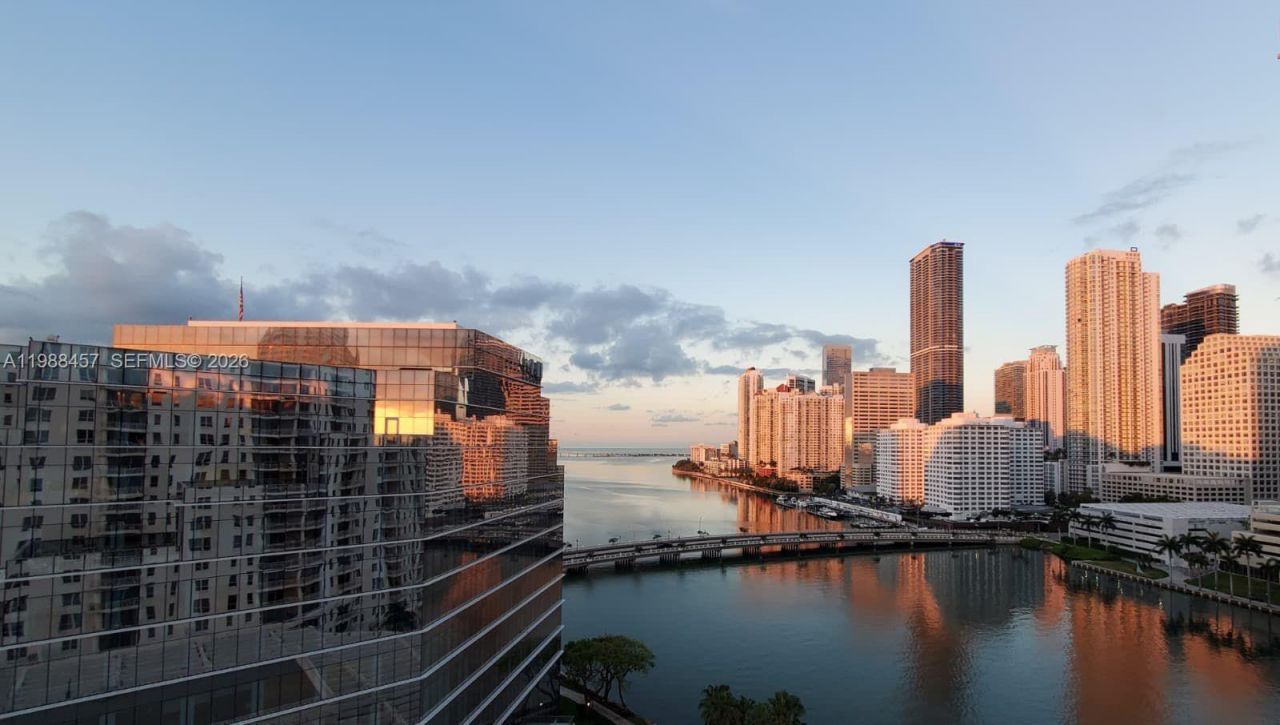 701 Brickell Key Dr , Unit 1611, Miami, FL 33131 Photo