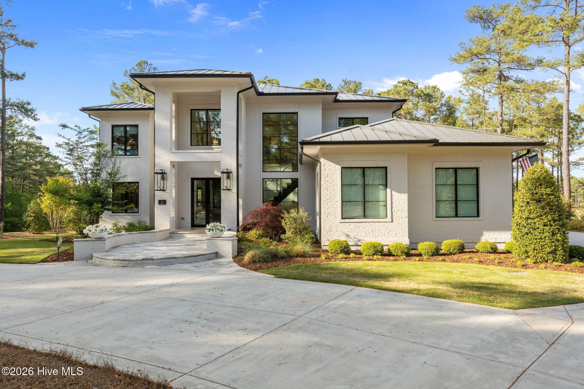 11 Elkton Drive, Pinehurst, NC 28374 Main Photo