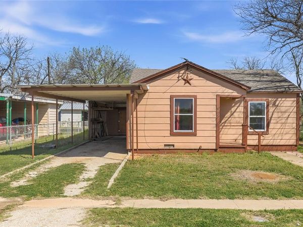 510 Medcalf Street, Bangs, TX 76823