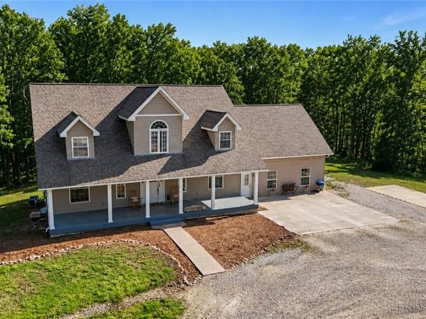 27669 Jackson Court, Warrenton, MO 63383