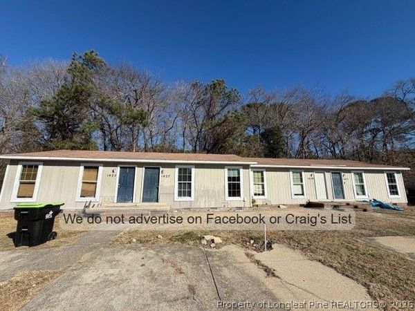 1427 Tangora Lane, Fayetteville, NC 28304