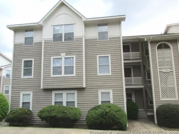 6740-6 WILLOWBROOK Drive, Fayetteville, NC 28314