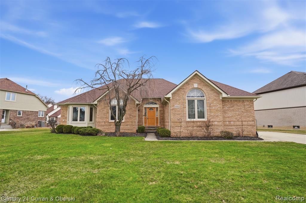 43612 Hoptree Drive, Sterling Heights, MI 48314 Main Photo