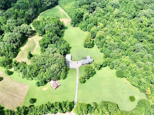 6195 BOBBITT RD, Unincorporated, TN 38057