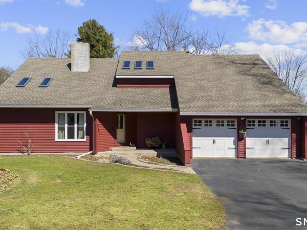 104 South Montowese, Branford, CT 06405