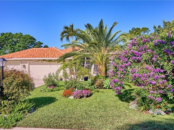 186 Muirfield CIR, NAPLES, FL 34113