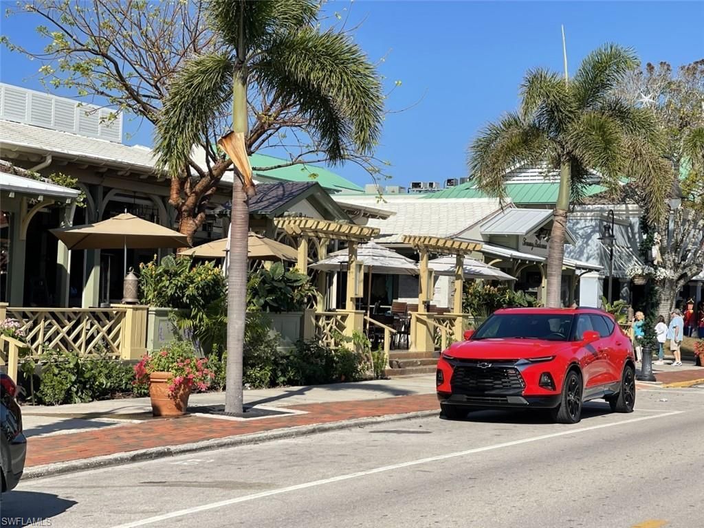 254 6th Ave S, Unit 8, Naples, FL 34102 Photo