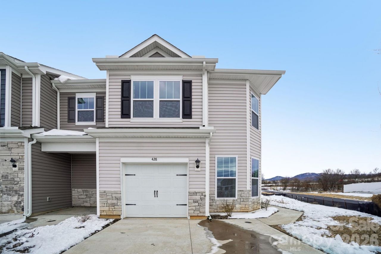 362 Lagoon Road , Fletcher, NC 28732 Main Photo