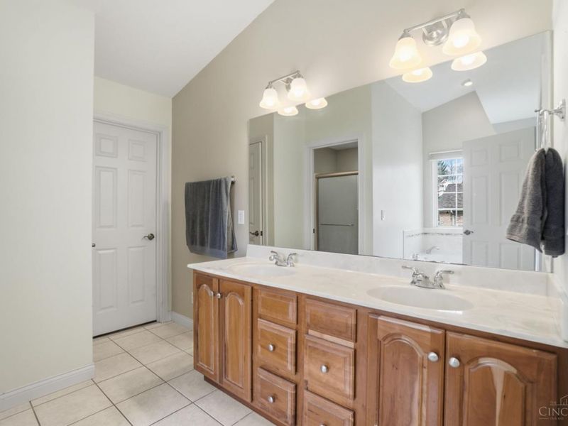 6335 Kaitlyn Court, Cincinnati, OH 45248 Photo 33