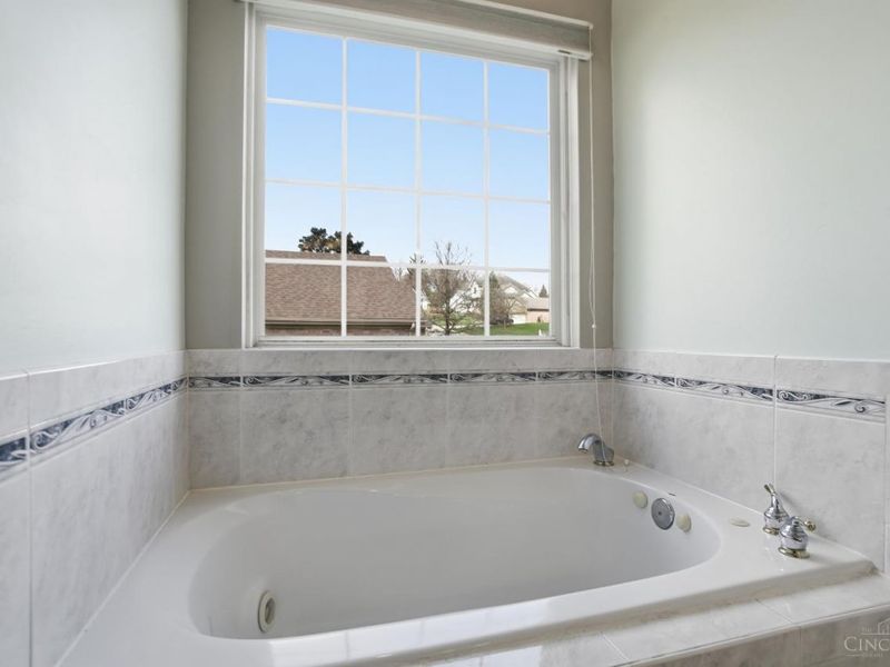 6335 Kaitlyn Court, Cincinnati, OH 45248 Photo 36