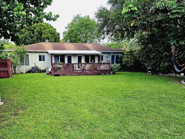 265 NE 116th St, Miami, FL 33161