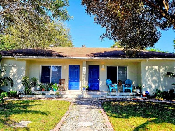 265 NE 116th St, Miami, FL 33161