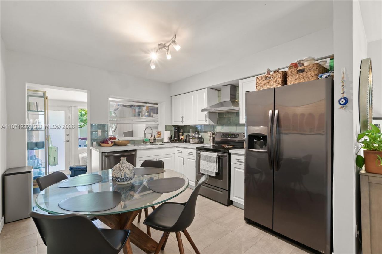 265 NE 116th St, Miami, FL 33161 Photo