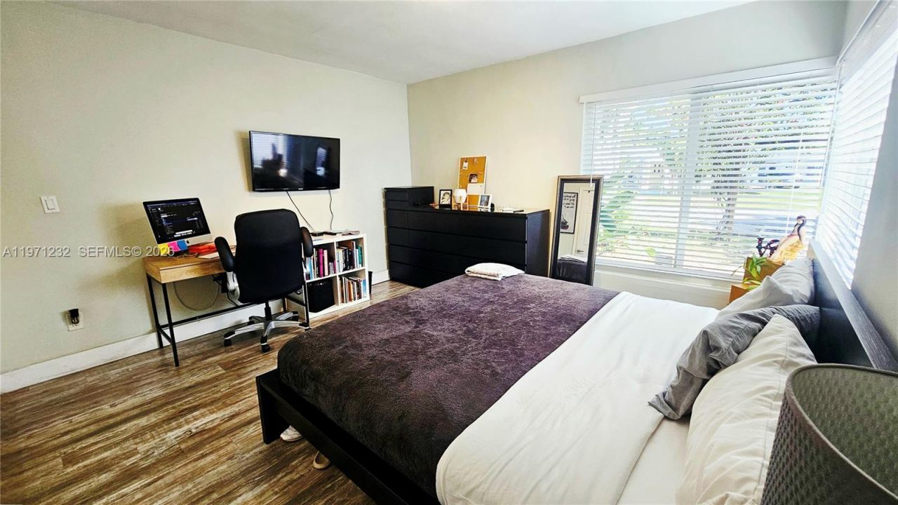 265 NE 116th St, Miami, FL 33161 Photo