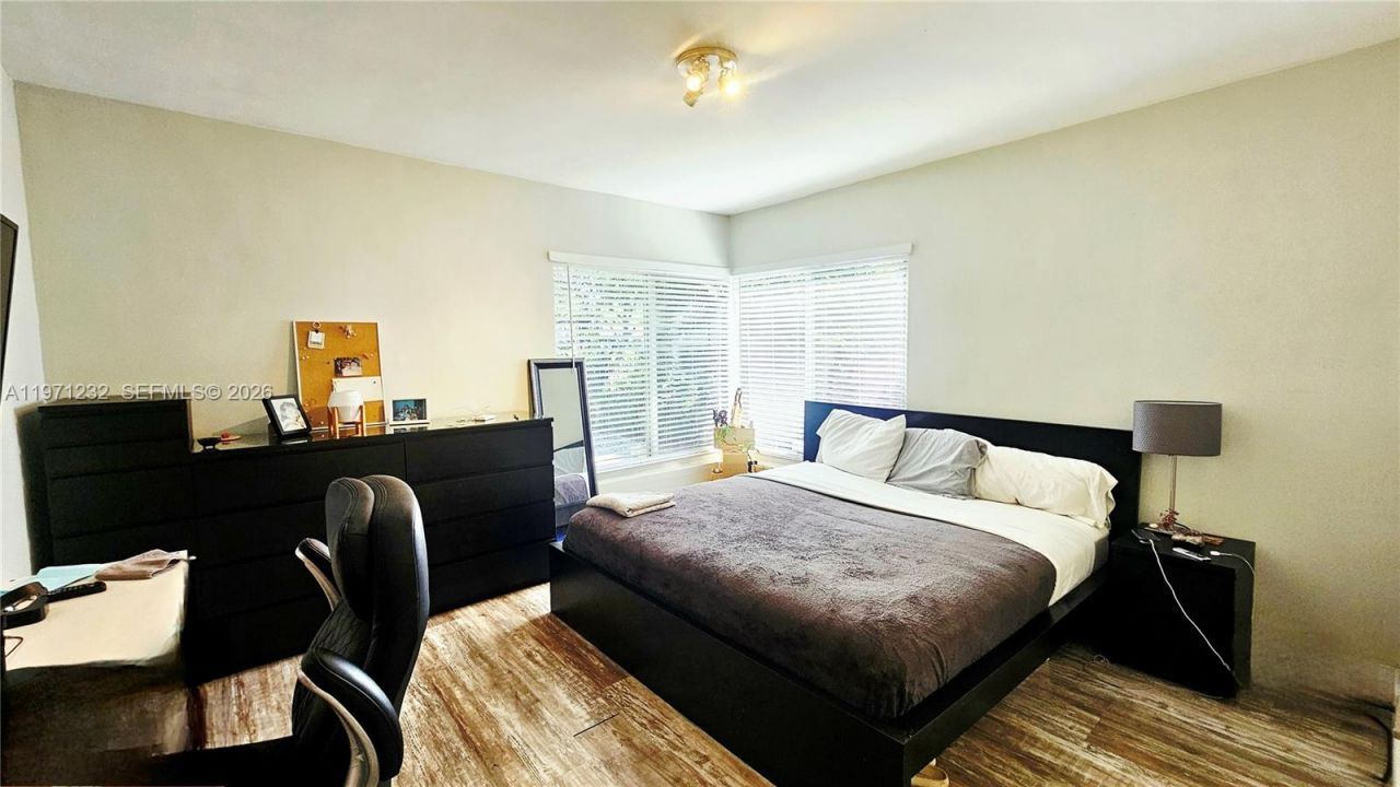 265 NE 116th St, Miami, FL 33161 Photo