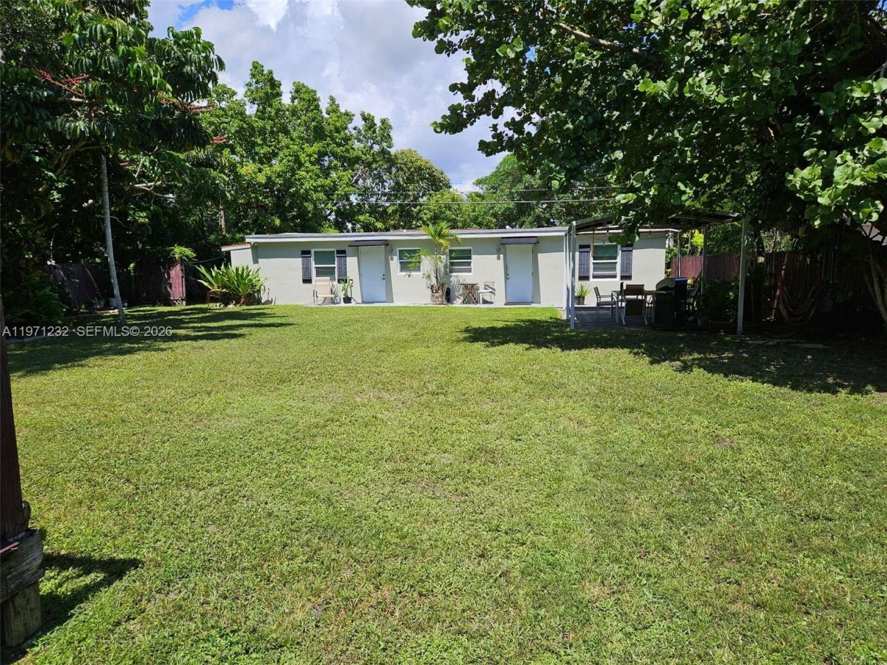 265 NE 116th St, Miami, FL 33161 Photo