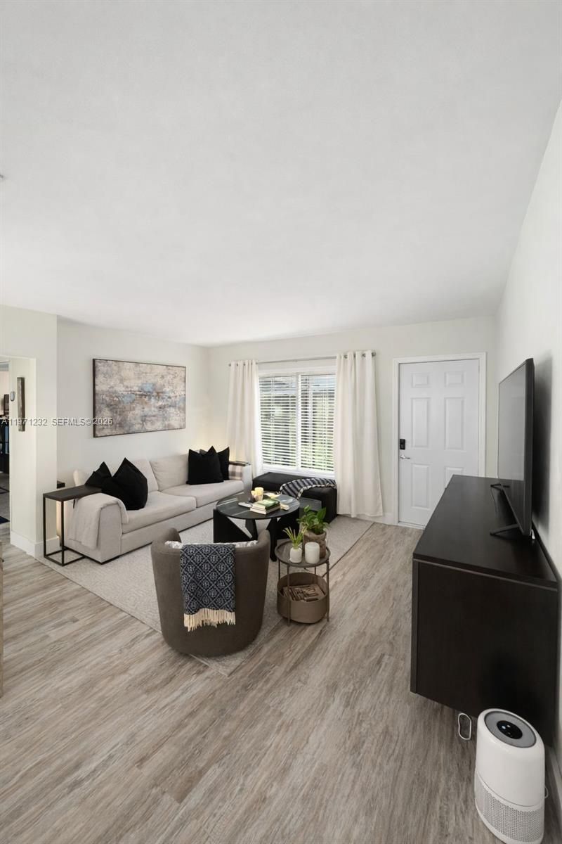 265 NE 116th St, Miami, FL 33161 Photo