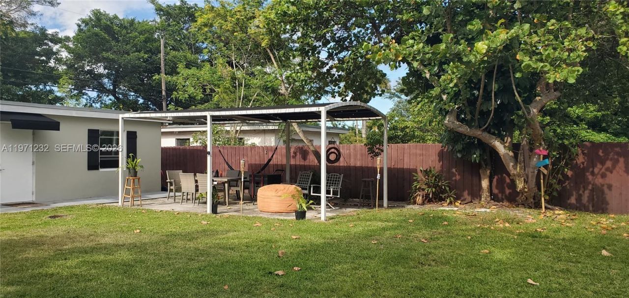 265 NE 116th St, Miami, FL 33161 Photo