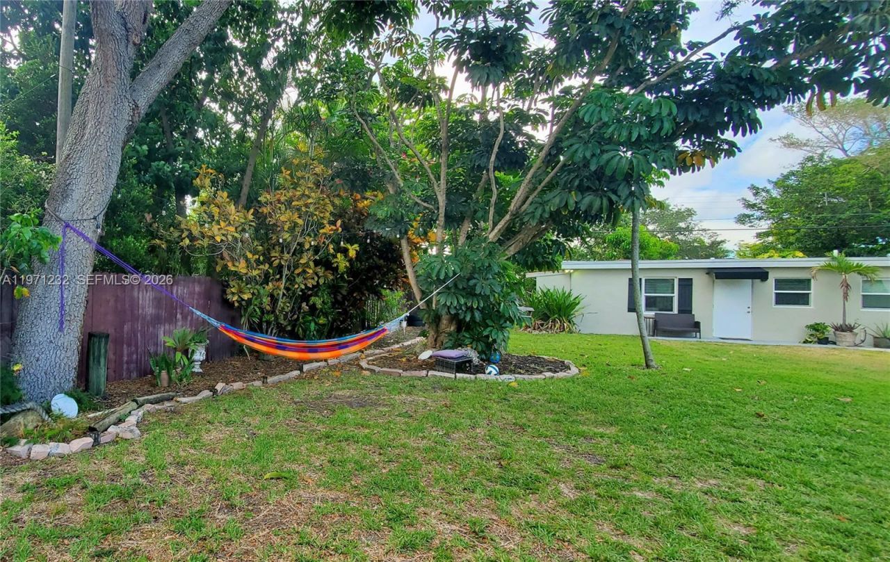 265 NE 116th St, Miami, FL 33161 Photo