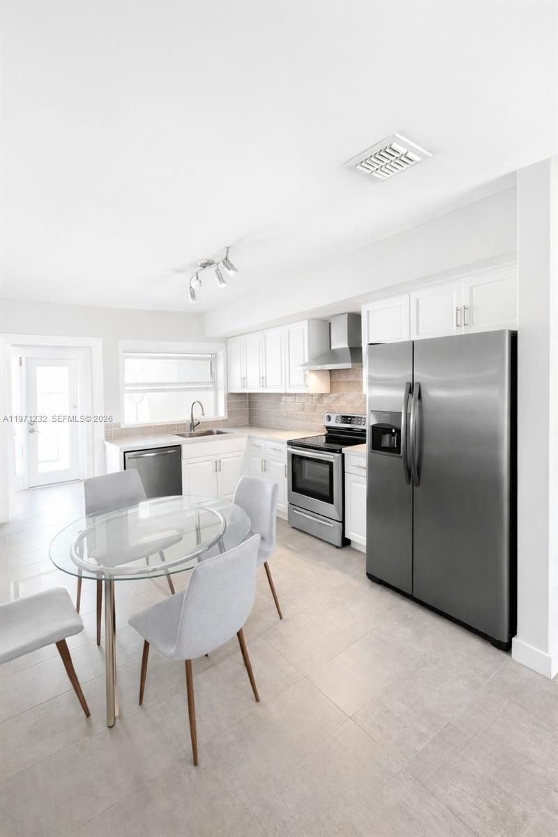 265 NE 116th St, Miami, FL 33161 Photo