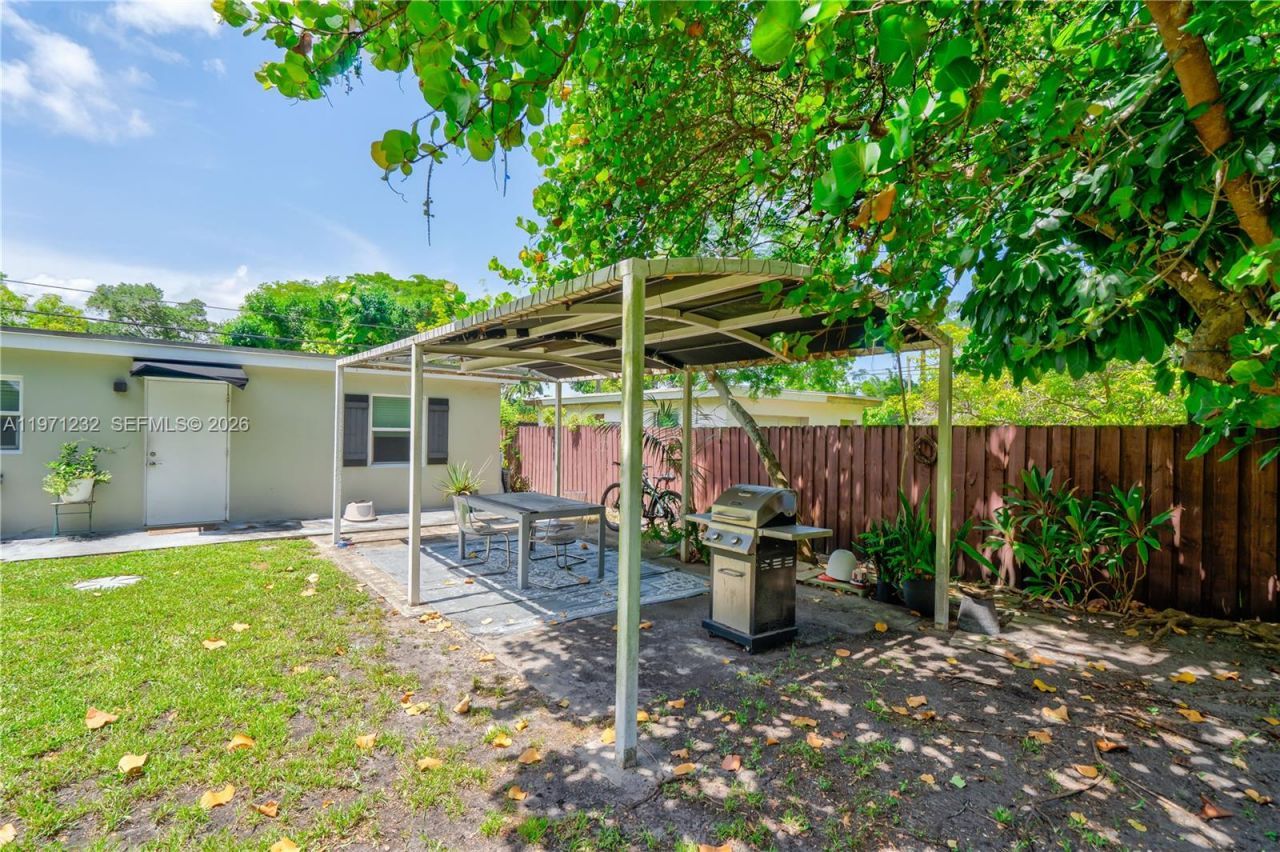 265 NE 116th St, Miami, FL 33161 Photo