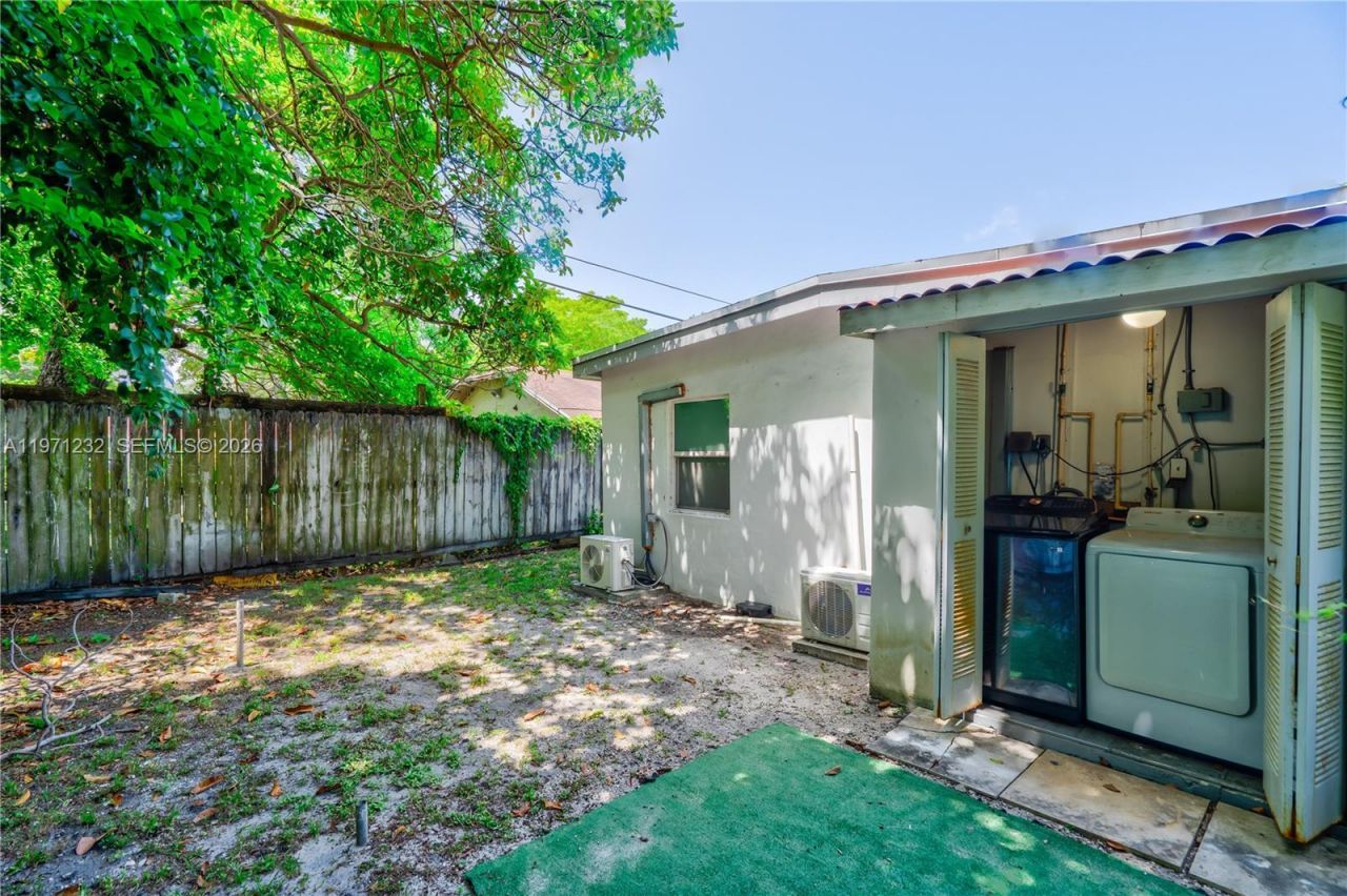 265 NE 116th St, Miami, FL 33161 Photo