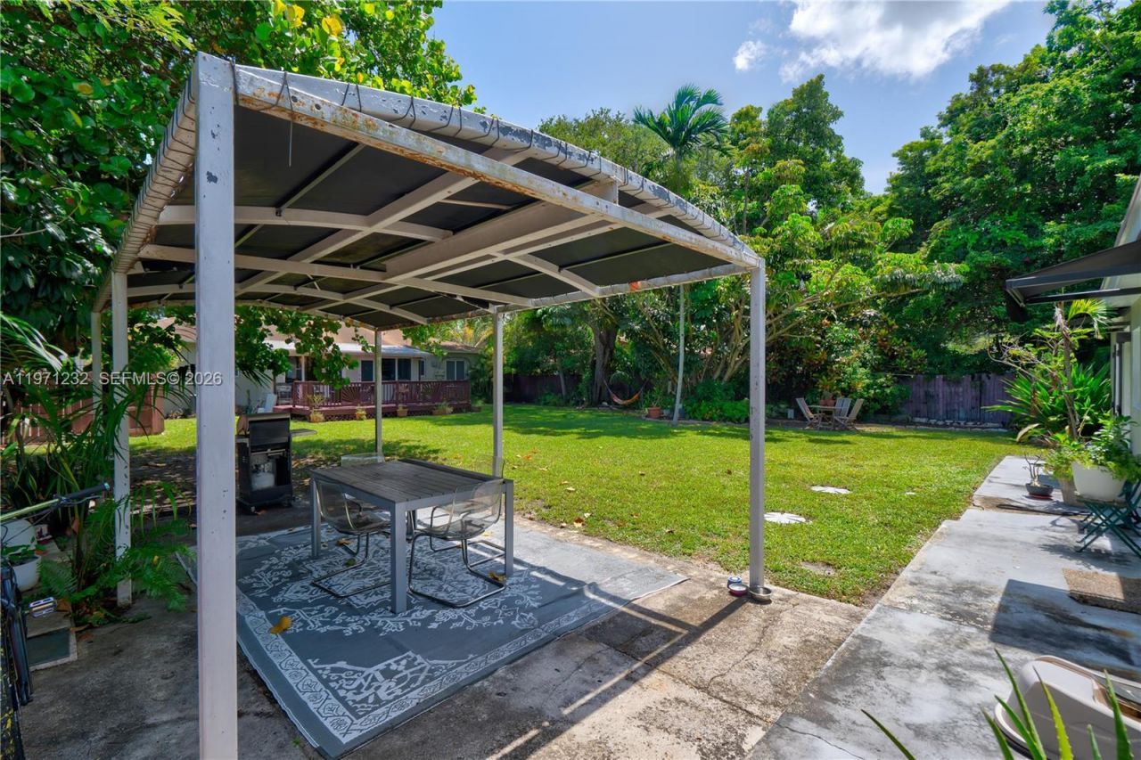 265 NE 116th St, Miami, FL 33161 Photo