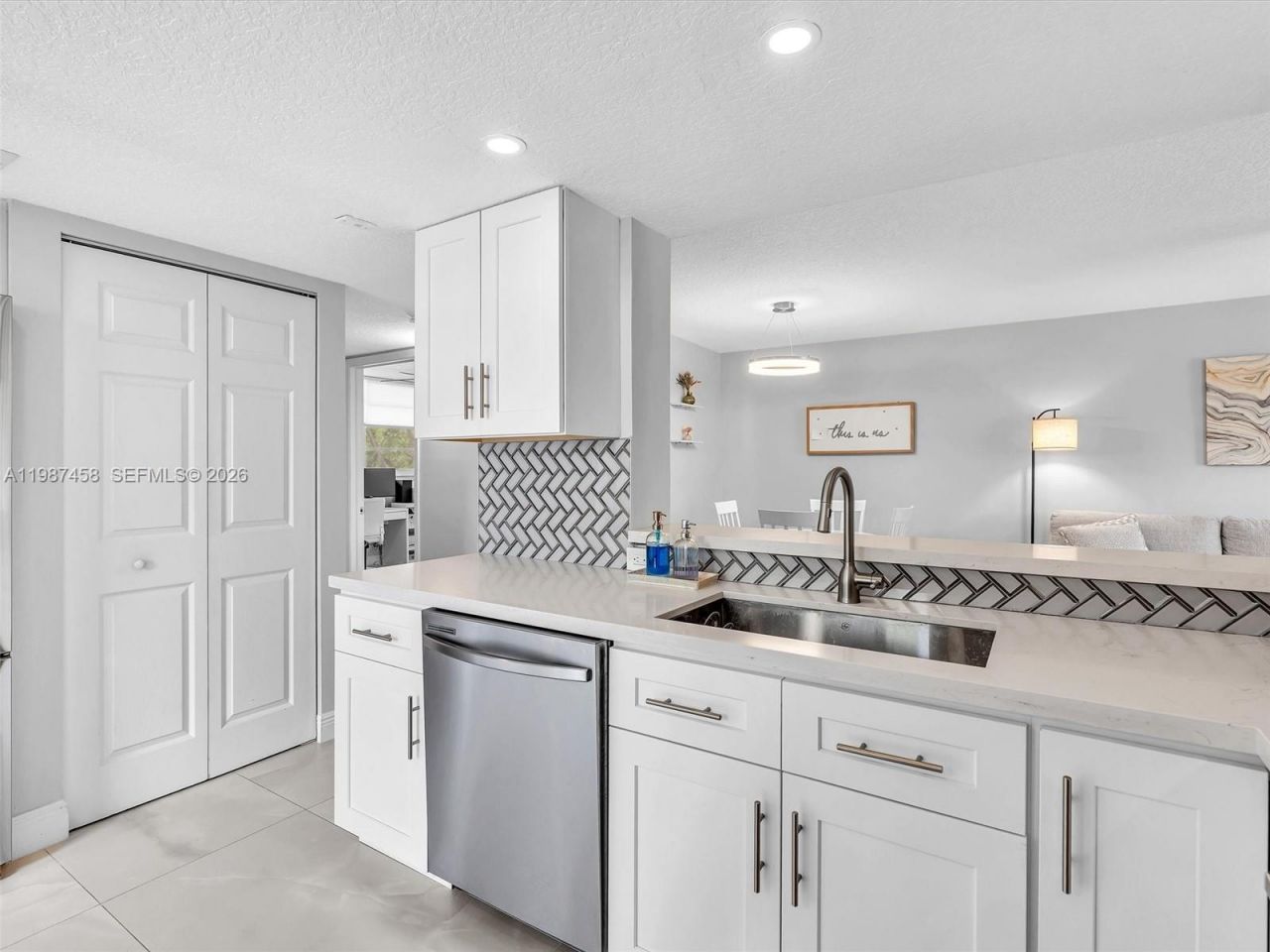 1811 Sabal Palm Dr, Unit 307, Davie, FL 33324 Photo