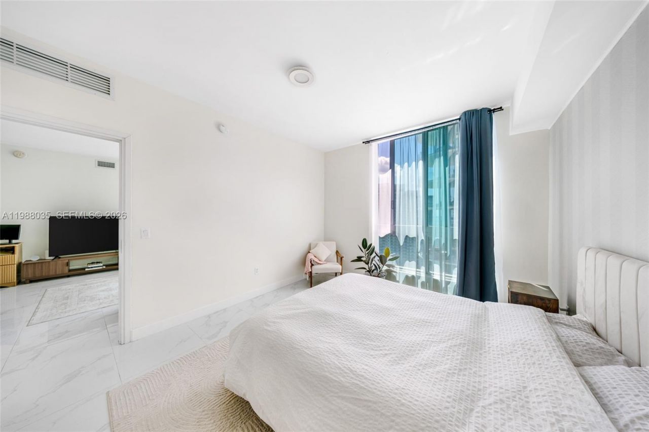 300 S Biscayne Blvd , Unit T-2806, Miami, FL 33131 Photo